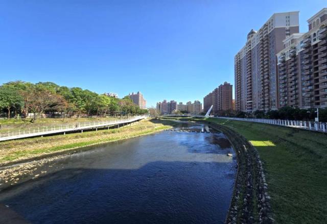 蘆竹光明國小電梯別墅