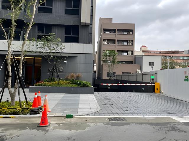 桃園桃園區法拍大樓-4