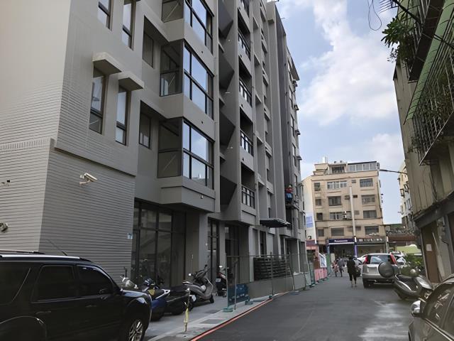 板橋拍賣大樓-4