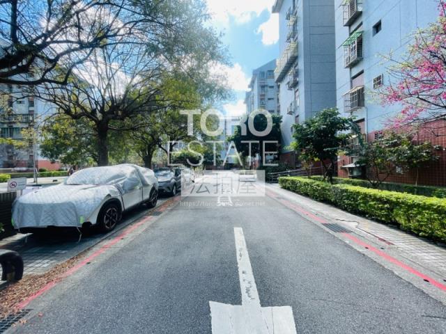 台北內湖華廈拍賣-8