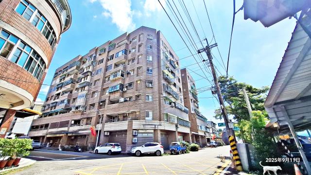 嘉義梅山法拍華廈-6