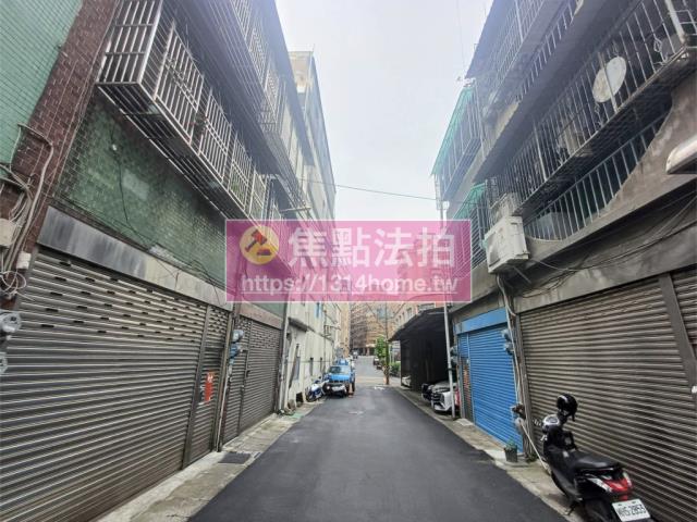 新北鶯歌拍賣一樓-6