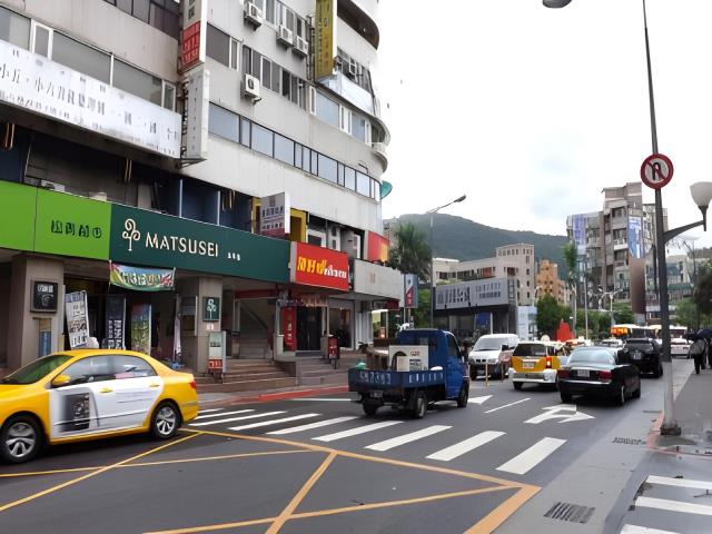 台北士林法拍大樓-1