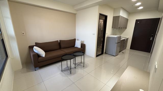 高雄新興區大樓-1