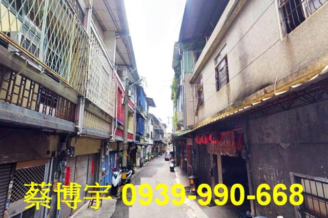 大里法拍屋德芳路透天