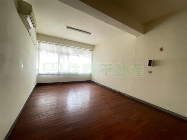 高雄左營透天-11