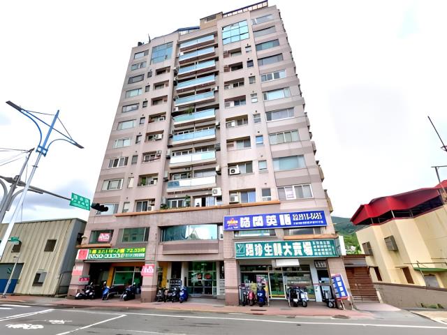 八里大樓拍賣-3