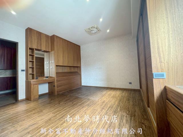 台南安平透天-9