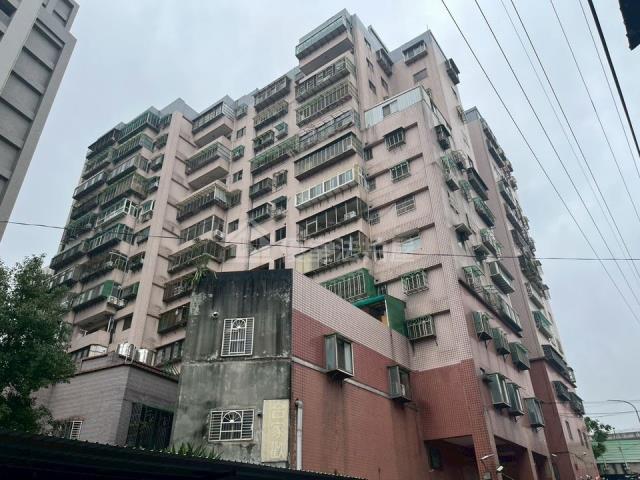 新北鶯歌法拍大樓-1