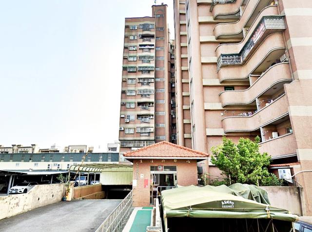 西區大樓法拍-6