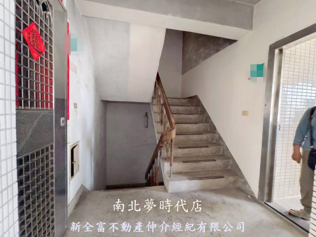 台南南區公寓-12