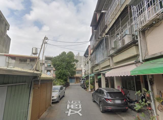 高雄鳳山拍賣透天-10