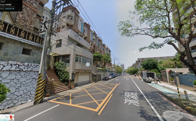 鳥松透天法拍-4