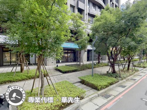 新北中和店面法拍-6