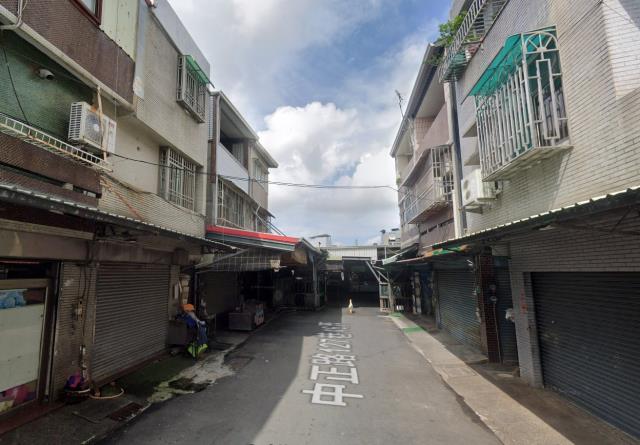 台南法拍透天-6