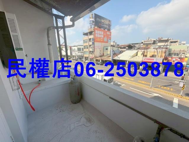 台南東區透天-10