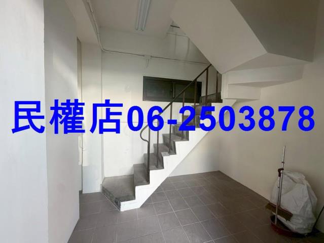 台南東區透天-2