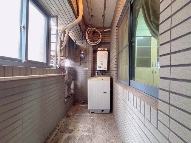 中壢戀戀歐洲4房車位