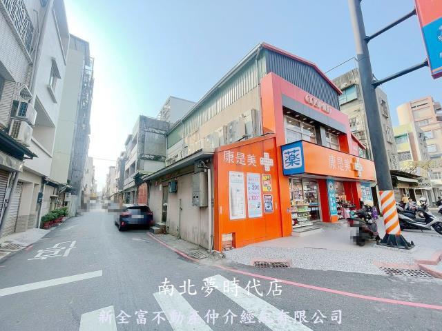 台南南區透天-12