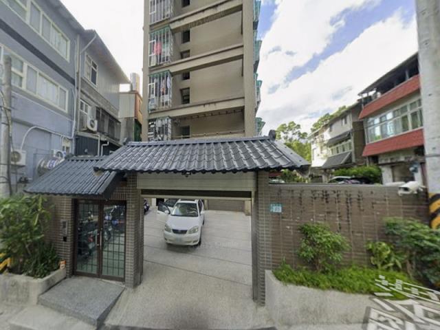 新北深坑法拍大樓-1