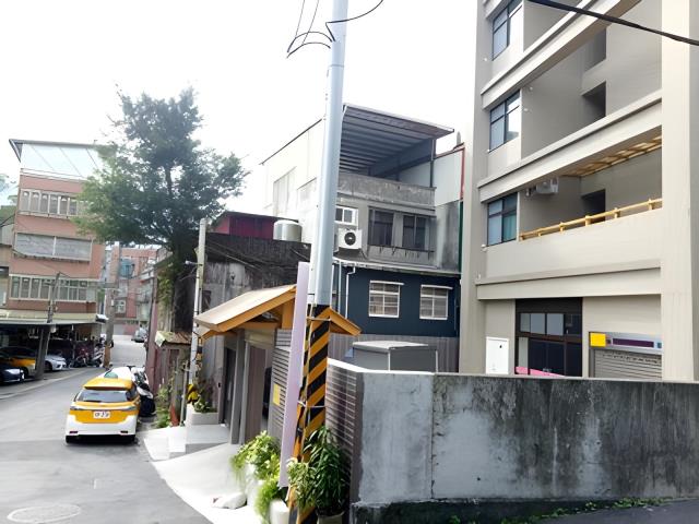 新北深坑法拍大樓-7