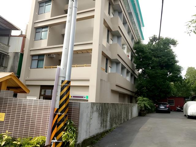 新北深坑法拍大樓-8