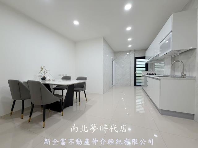 台南安南透天-8