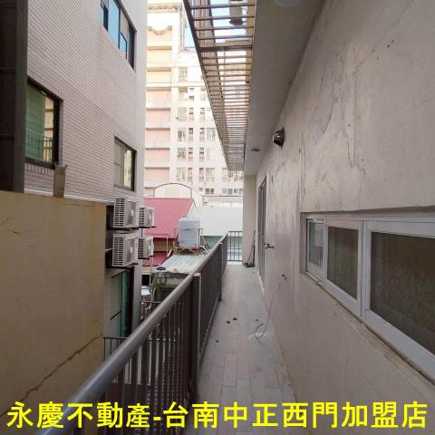 台南中西區公寓-10