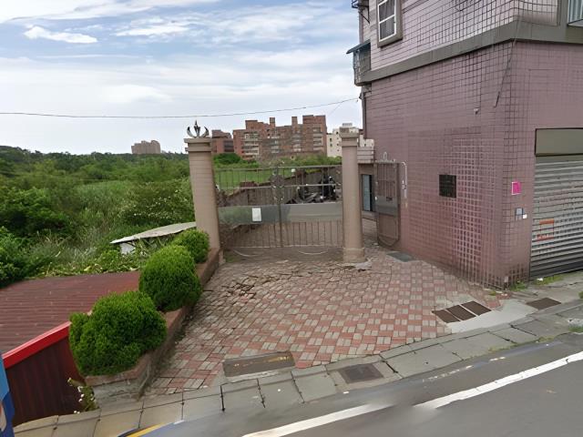 新北三芝法拍大樓-4