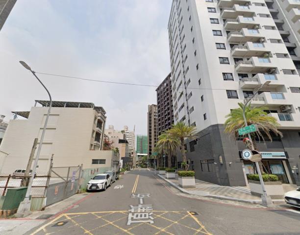 高雄鳳山大樓法拍-8