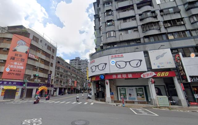 高雄三民區法拍店面-6