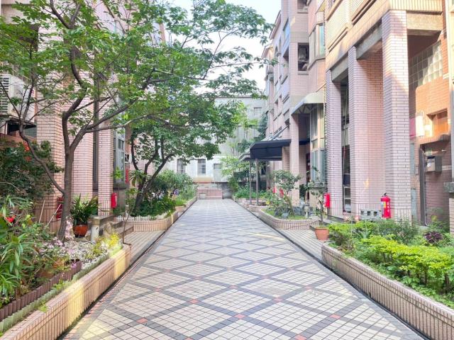 桃園桃園區透天-1