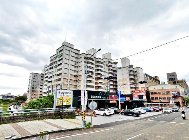 斗六市莊敬路一樓樓店