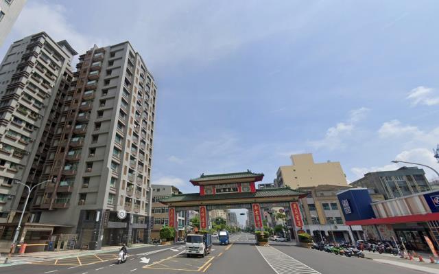 鹽埕拍賣大樓-8