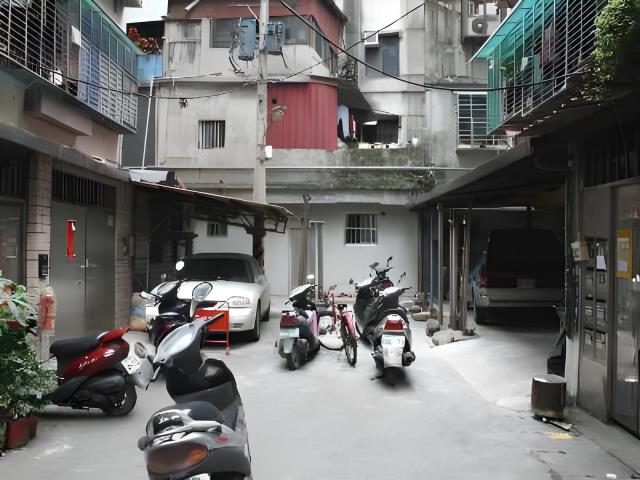新北蘆洲拍賣公寓-2