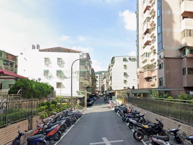 五股拍賣大樓-7