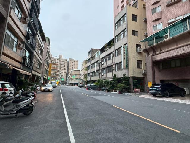 高雄三民區法拍大樓-6