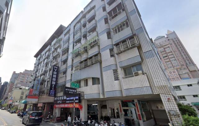 台中南屯華廈法拍-1