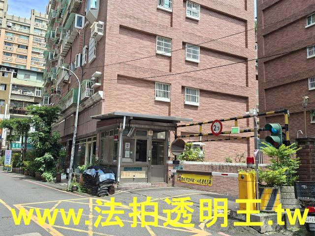 新北新莊大樓法拍-7