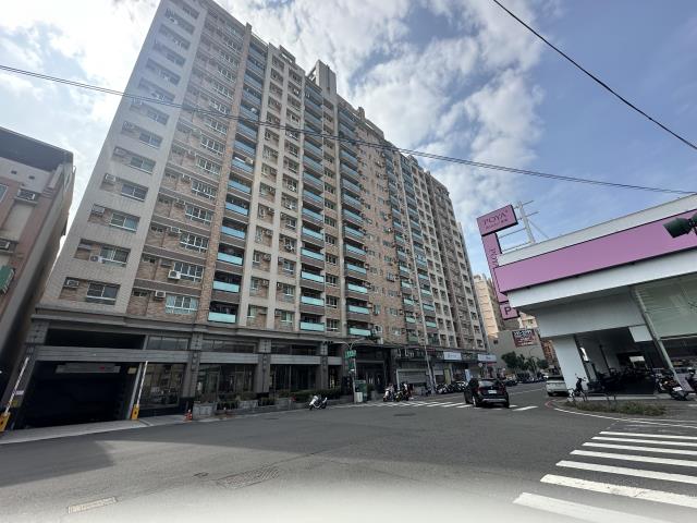 高雄楠梓法拍大樓-1