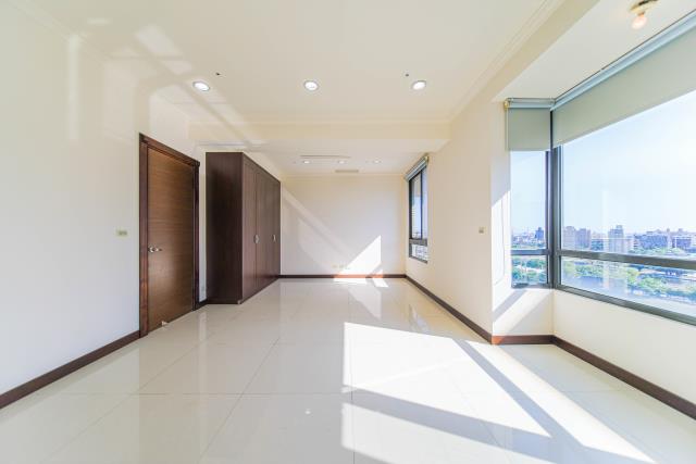 高雄前金大樓-9