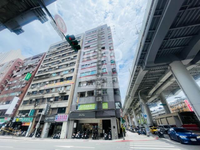 台北拍賣華廈-1