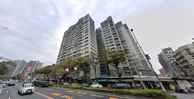高雄大樓法拍-3