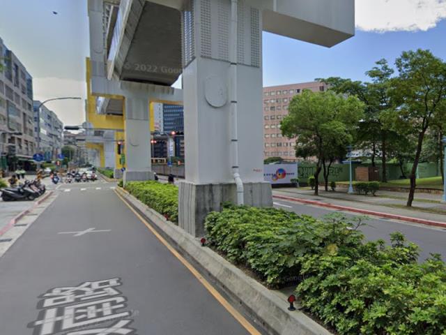 新北中和大樓法拍-8