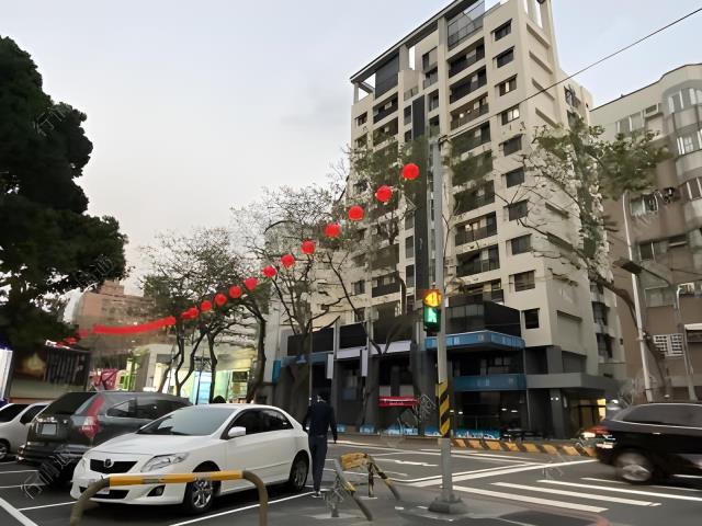 台中北屯法拍大樓-6