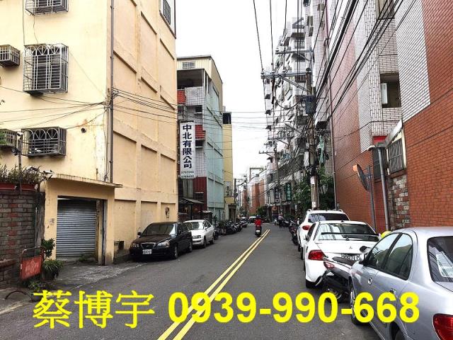 大里公教街泉福藝術家