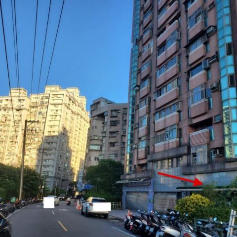 新北淡水法拍大樓-4