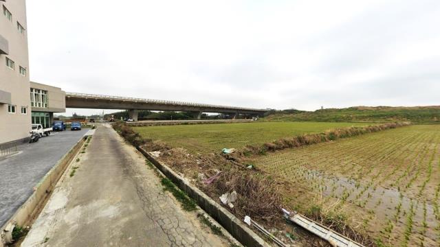新屋農地-2